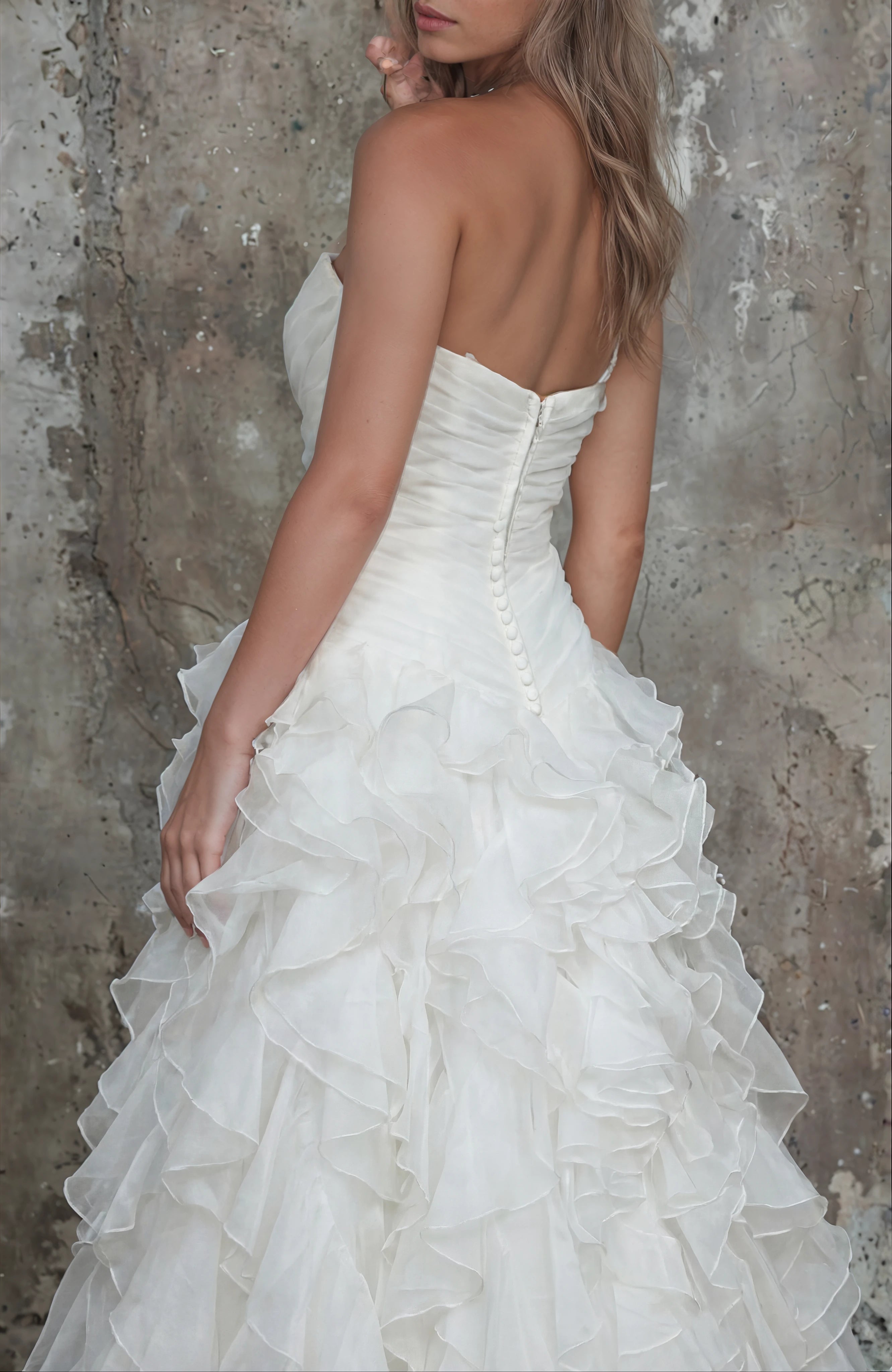 Monique Lhuillier Bliss strapless mermaid wedding gown