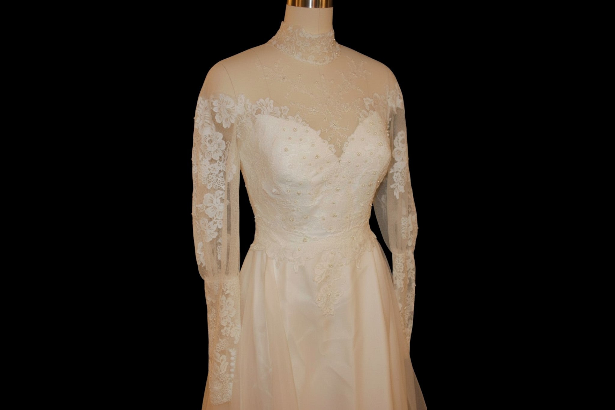 Vintage 1970s Lace Wedding Gown – Romantic Edwardian Revival Bridal Dress