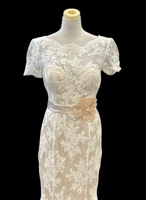 Marys Lace Wedding Dress with Sleeves & Train – Elegant Fitted Bridal Gown