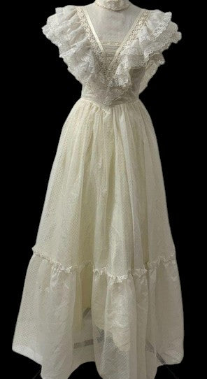 Vintage Gunne Sax Wedding Dress by Jessica McClintock