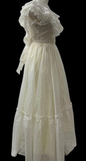 Vintage Gunne Sax Wedding Dress by Jessica McClintock