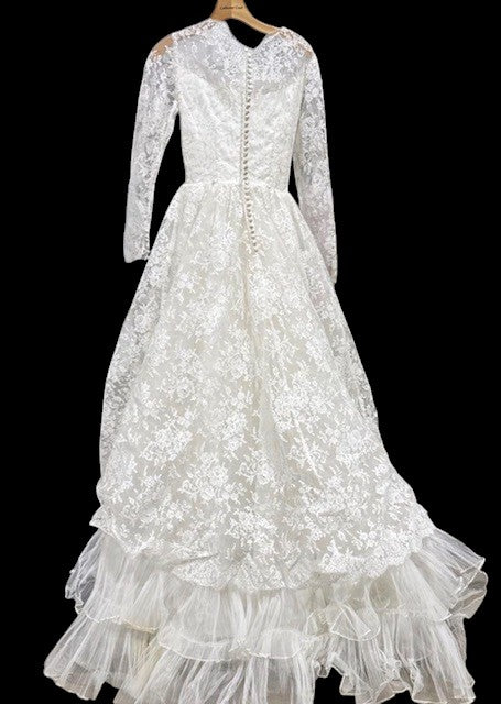 Vintage Alfred Angelo – Edyth Vincent Collection Wedding Gown